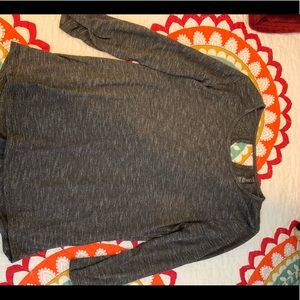 Gray medium length sleeved t shirt